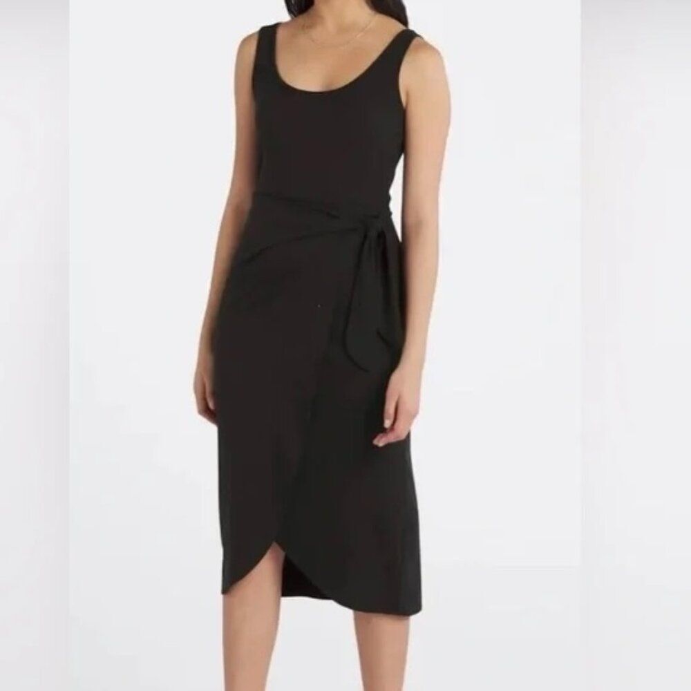 nine Britton Amber rib knit Black sleeveless wrap dress, size L